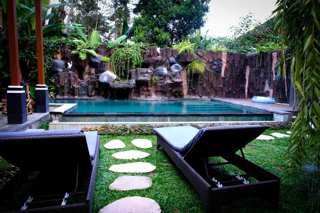 Bumbung Sari Villa Ubud Exterior foto